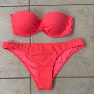 Victoria’s Secret Strapless bikini/bottom set